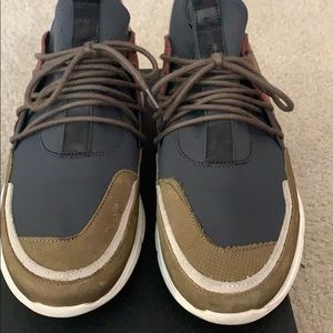 Android Home sneakers